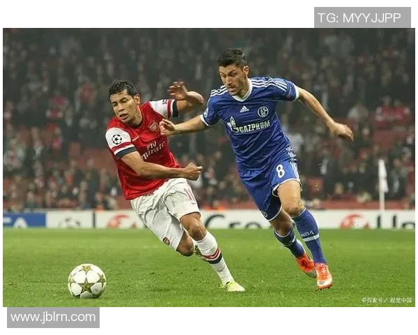 沙尔克04客场遗憾战平美因茨，保级形势严峻